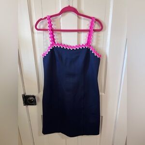 Lilly Pulitzer Shellibee dress in navy size Large
